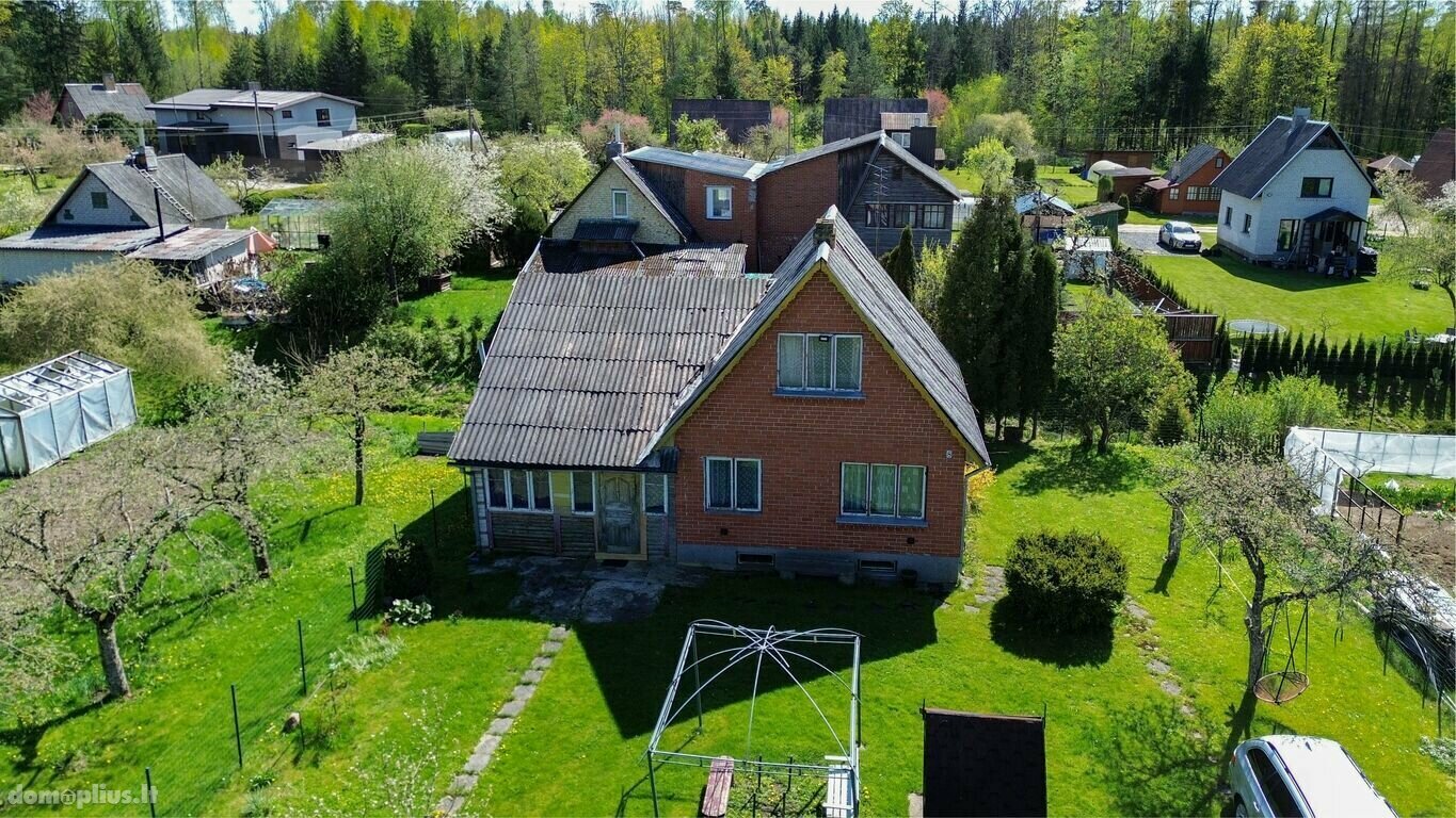 Parduodamas sodo namas Panevėžio rajono sav., Naujikuose, Ąžuolų al.
