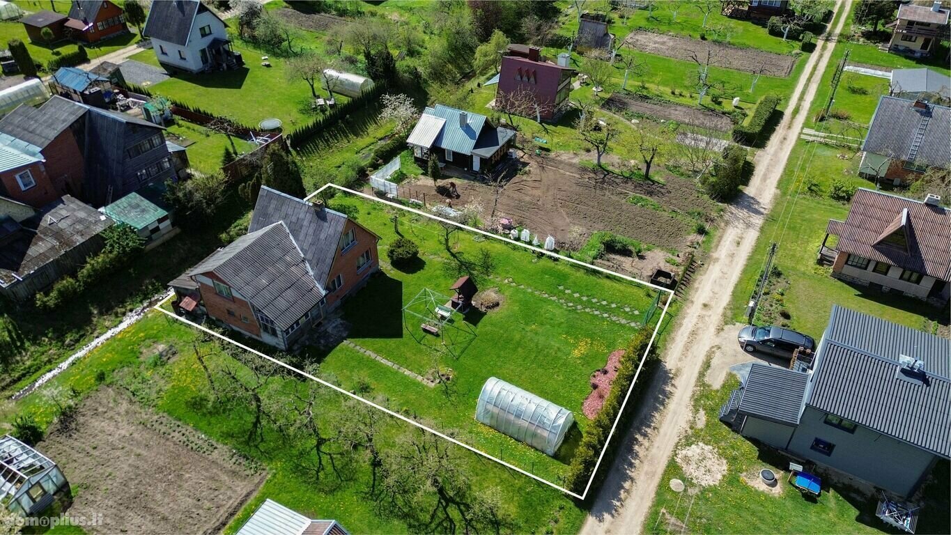 Parduodamas sodo namas Panevėžio rajono sav., Naujikuose, Ąžuolų al.