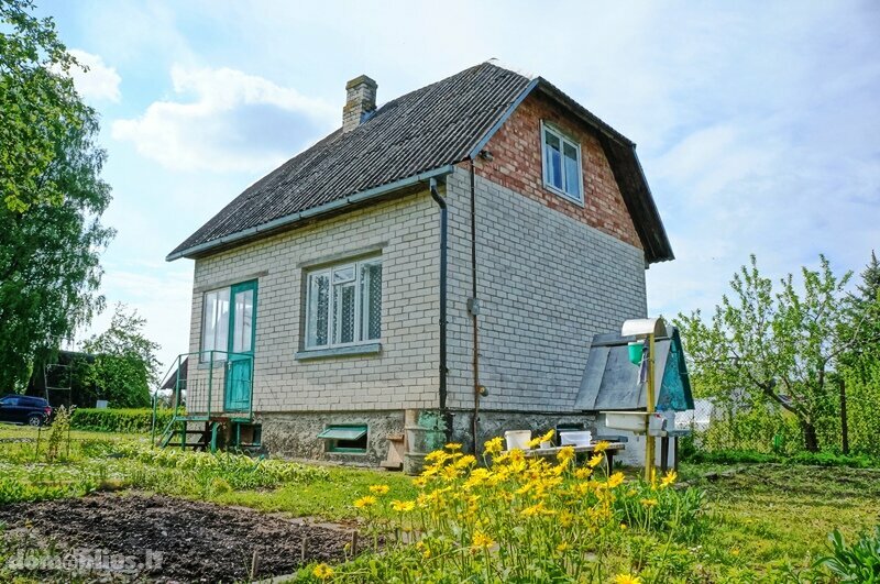 Parduodamas sodo namas Švenčionių rajono sav., Švenčionėliuose, Akacijų g.