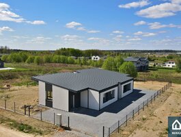 Parduodama gyvenamojo namo dalis Vilniaus rajono sav., Daržininkuose, Svajonių g.