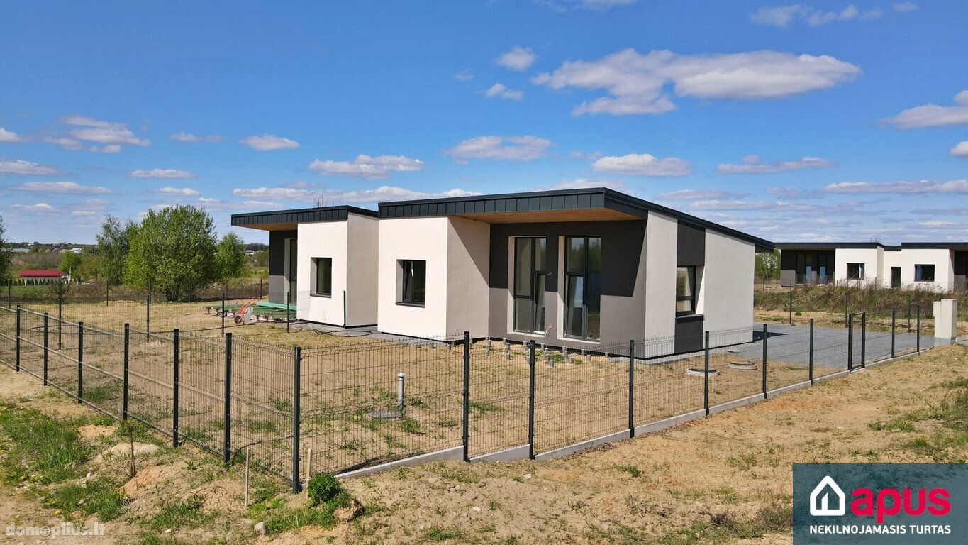Parduodama gyvenamojo namo dalis Vilniaus rajono sav., Daržininkuose, Svajonių g.