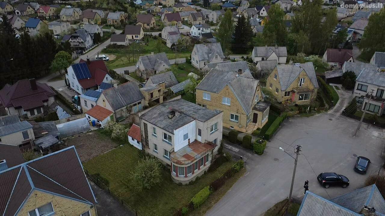 Parduodamas gyvenamasis namas Kelmės rajono sav., Kelmėje, Smėlio g.