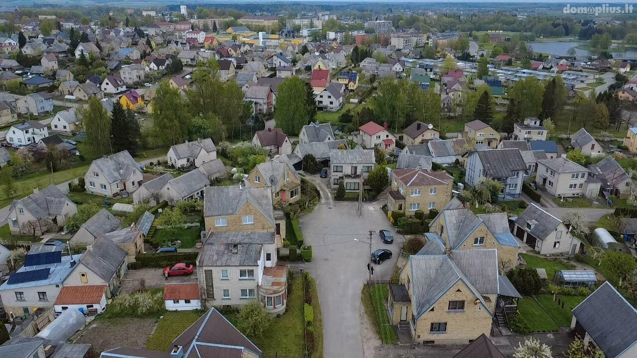 Parduodamas gyvenamasis namas Kelmės rajono sav., Kelmėje, Smėlio g.