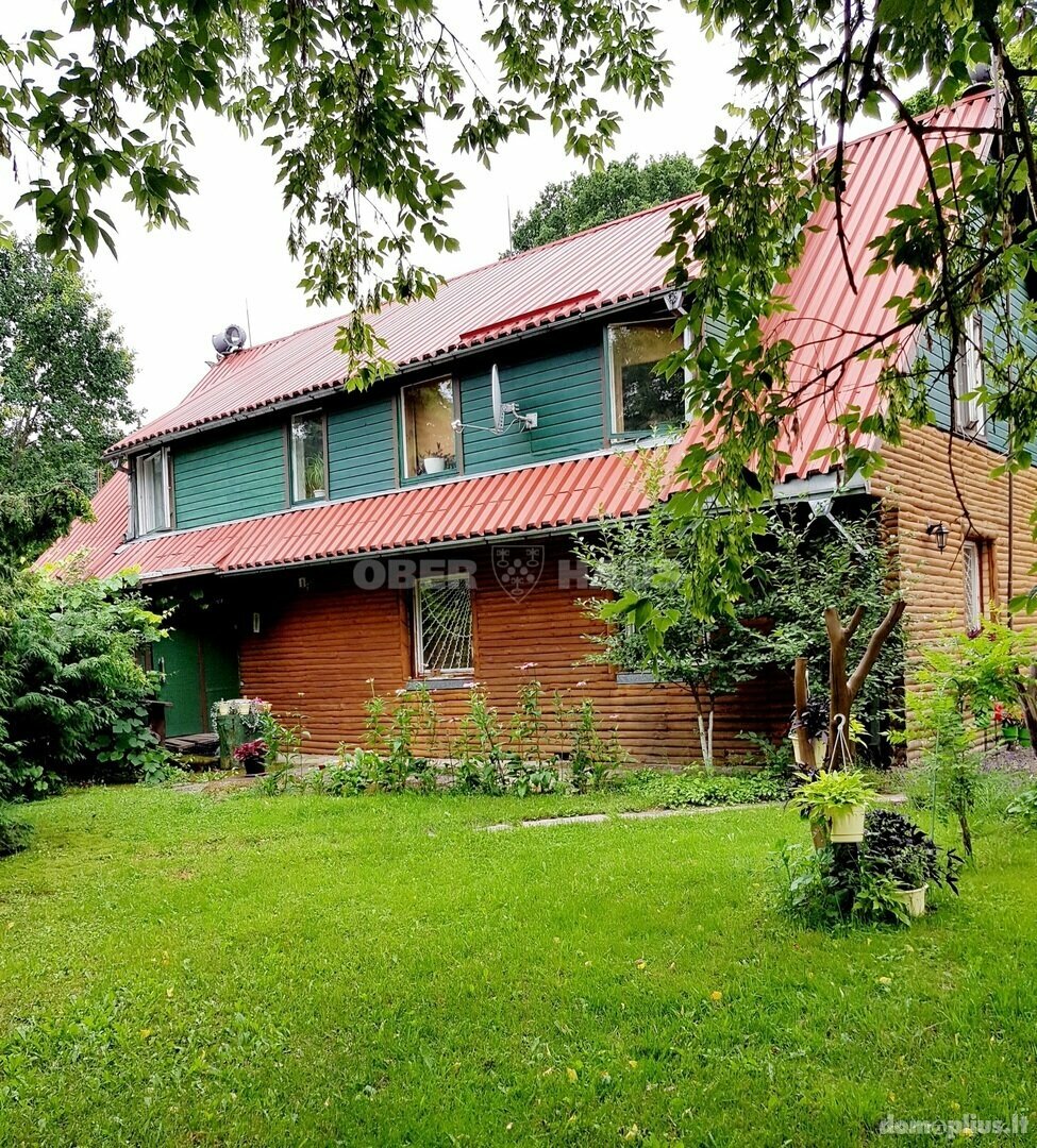 Parduodamas gyvenamasis namas Kelmės rajono sav., Kryžbarke