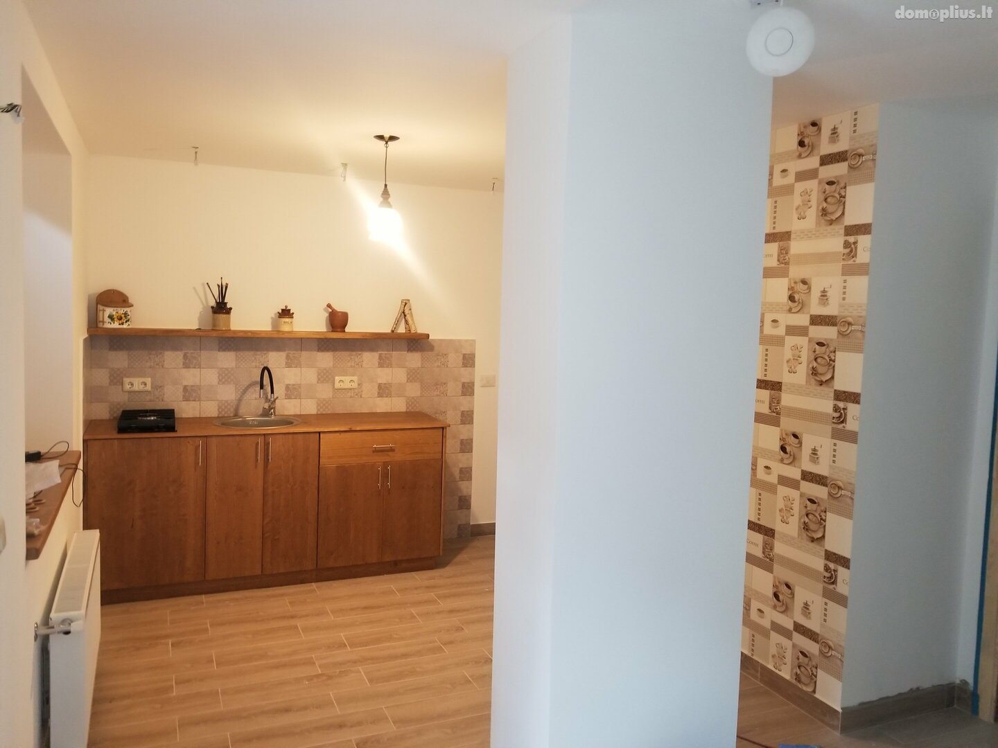 Parduodamas gyvenamasis namas Jurbarko rajono sav., Vidugiryje