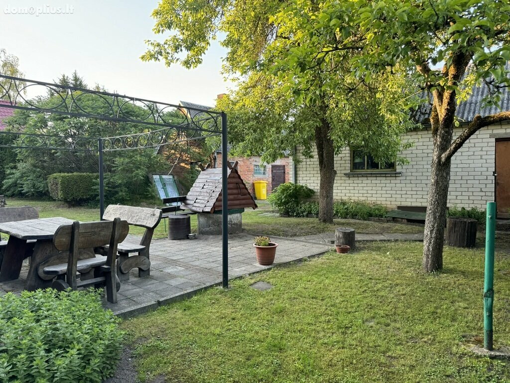 Parduodamas gyvenamasis namas Šiaulių rajono sav., Kurtuvėnuose, Žvejų g.