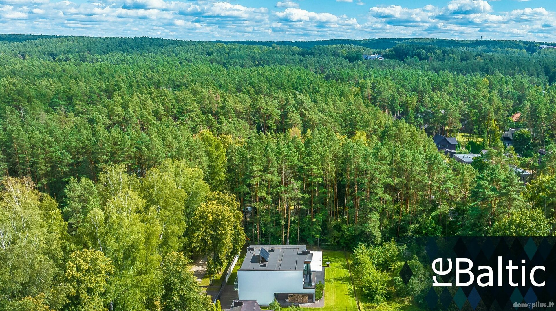 Parduodamas gyvenamasis namas Vilniuje, Valakampiuose, Smilgų g.