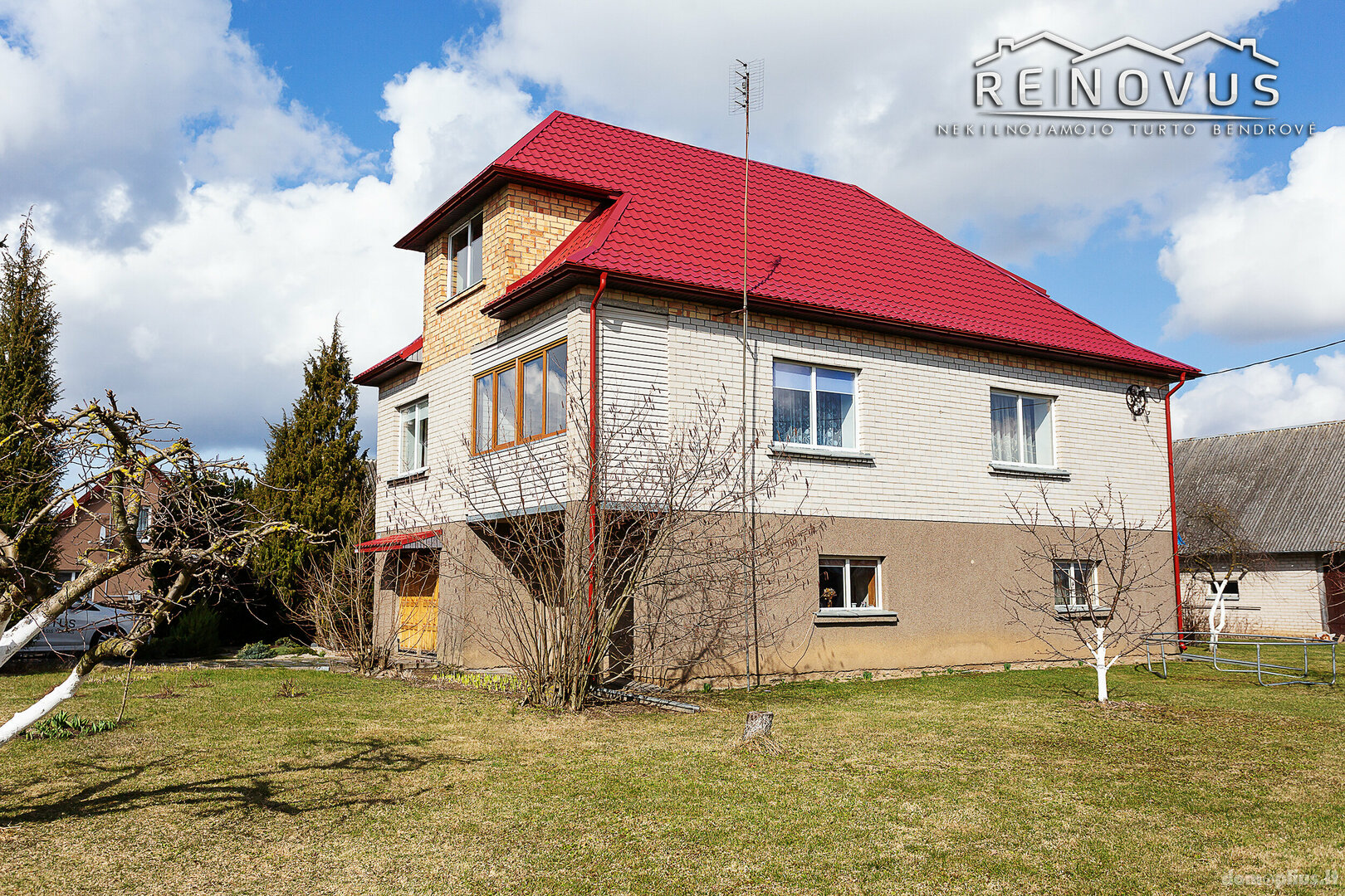 Продаётся дом Joniškio rajono sav., Satkūnuose, Sidabros g.