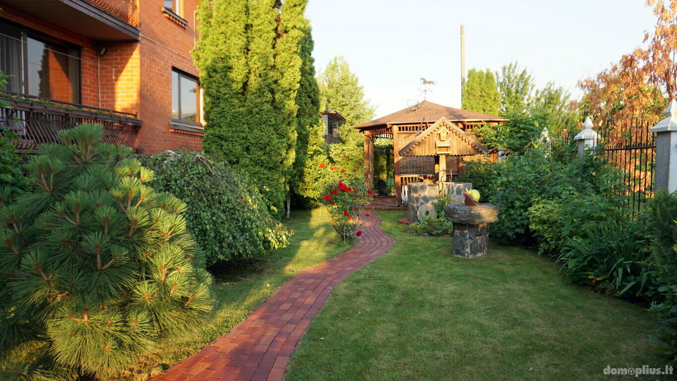 Parduodamas gyvenamasis namas Šiauliuose, Medelyne, Šaltalankių g.
