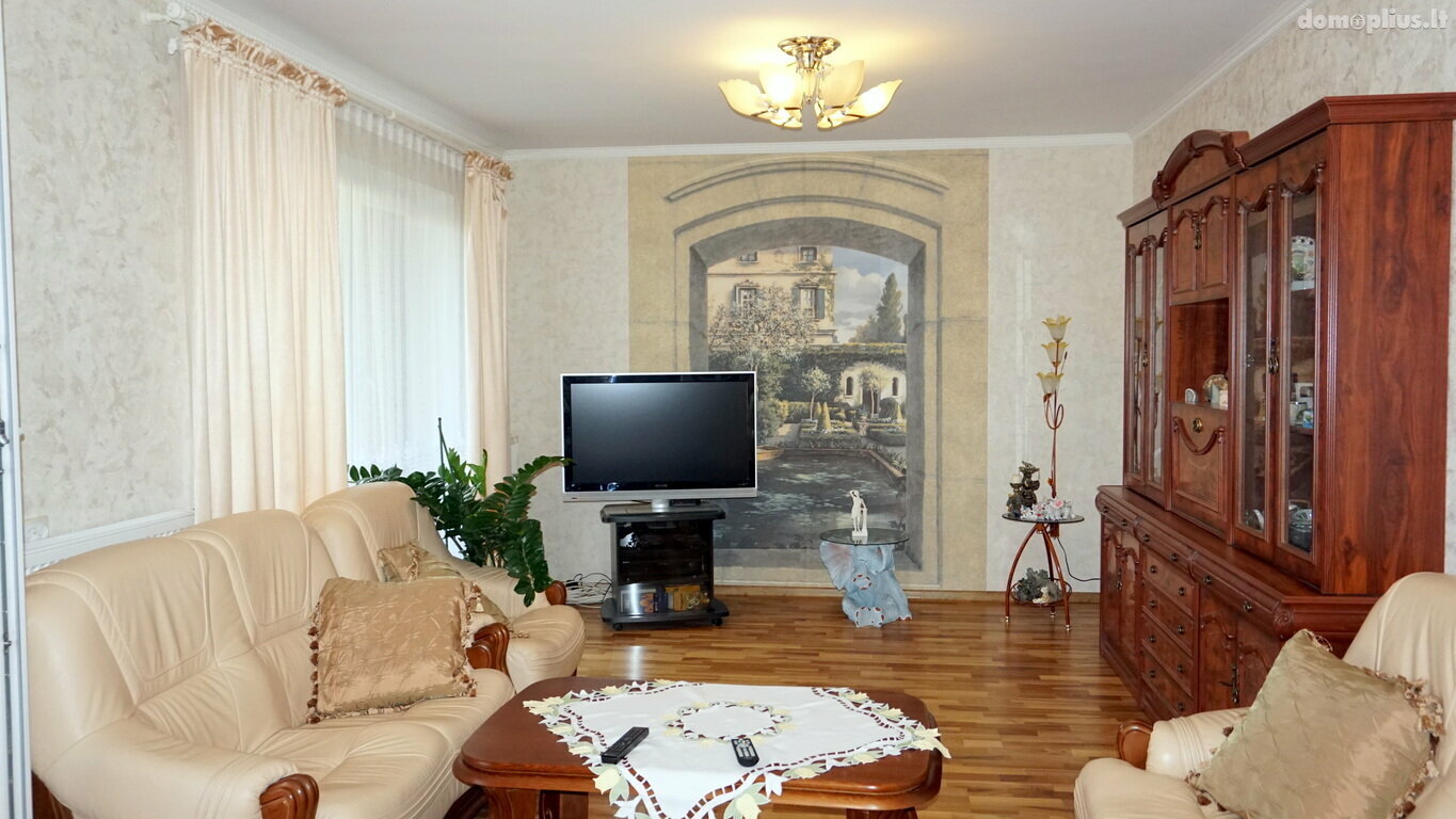 Parduodamas gyvenamasis namas Šiauliuose, Medelyne, Šaltalankių g.
