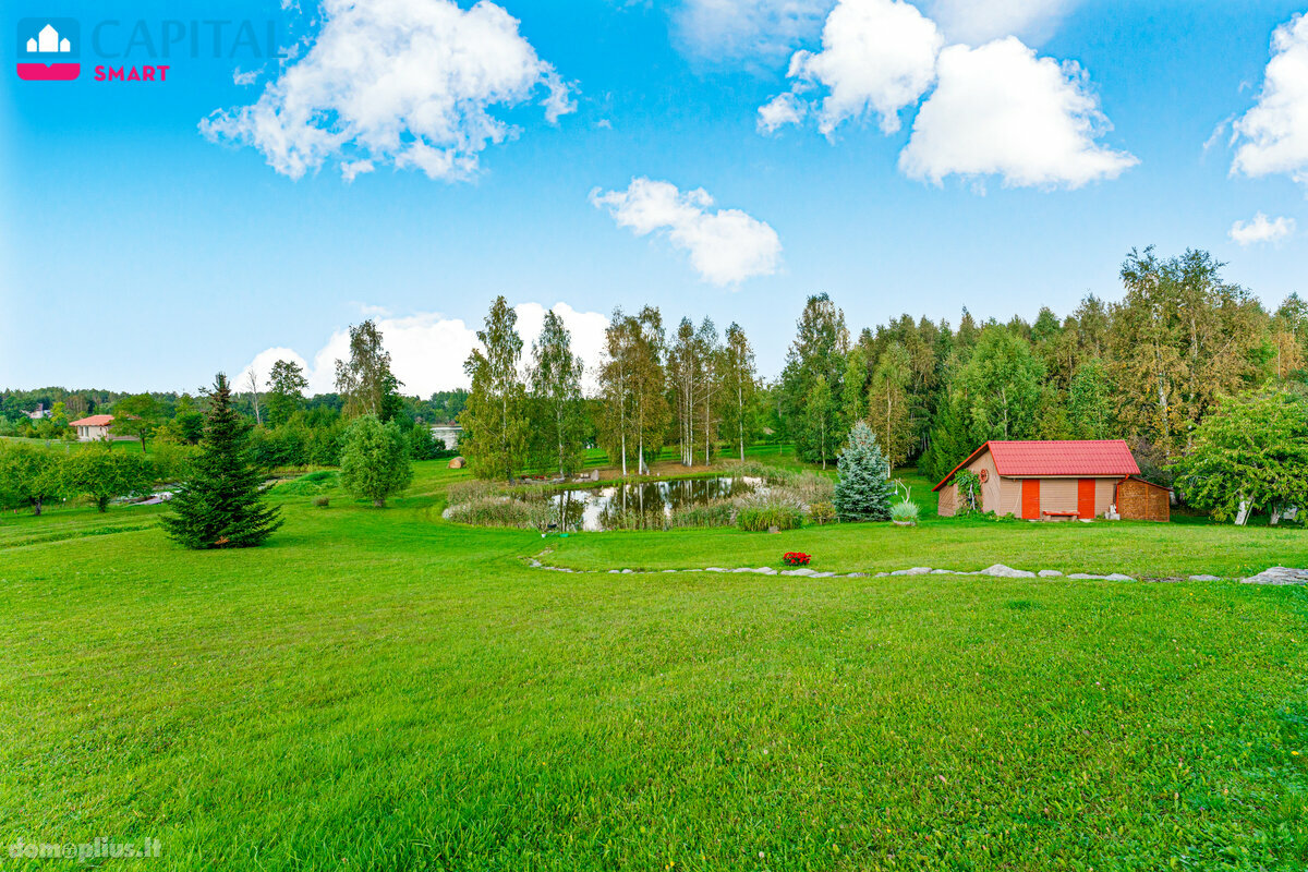 Parduodama sodyba Molėtų rajono sav., Paežeriuose