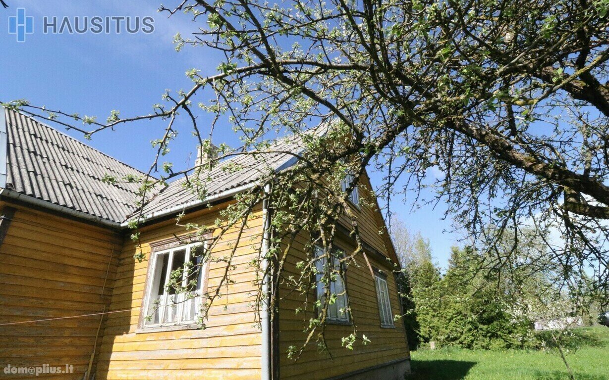 Parduodamas gyvenamasis namas Anykščių rajono sav., Burbiškyje, Parko g.