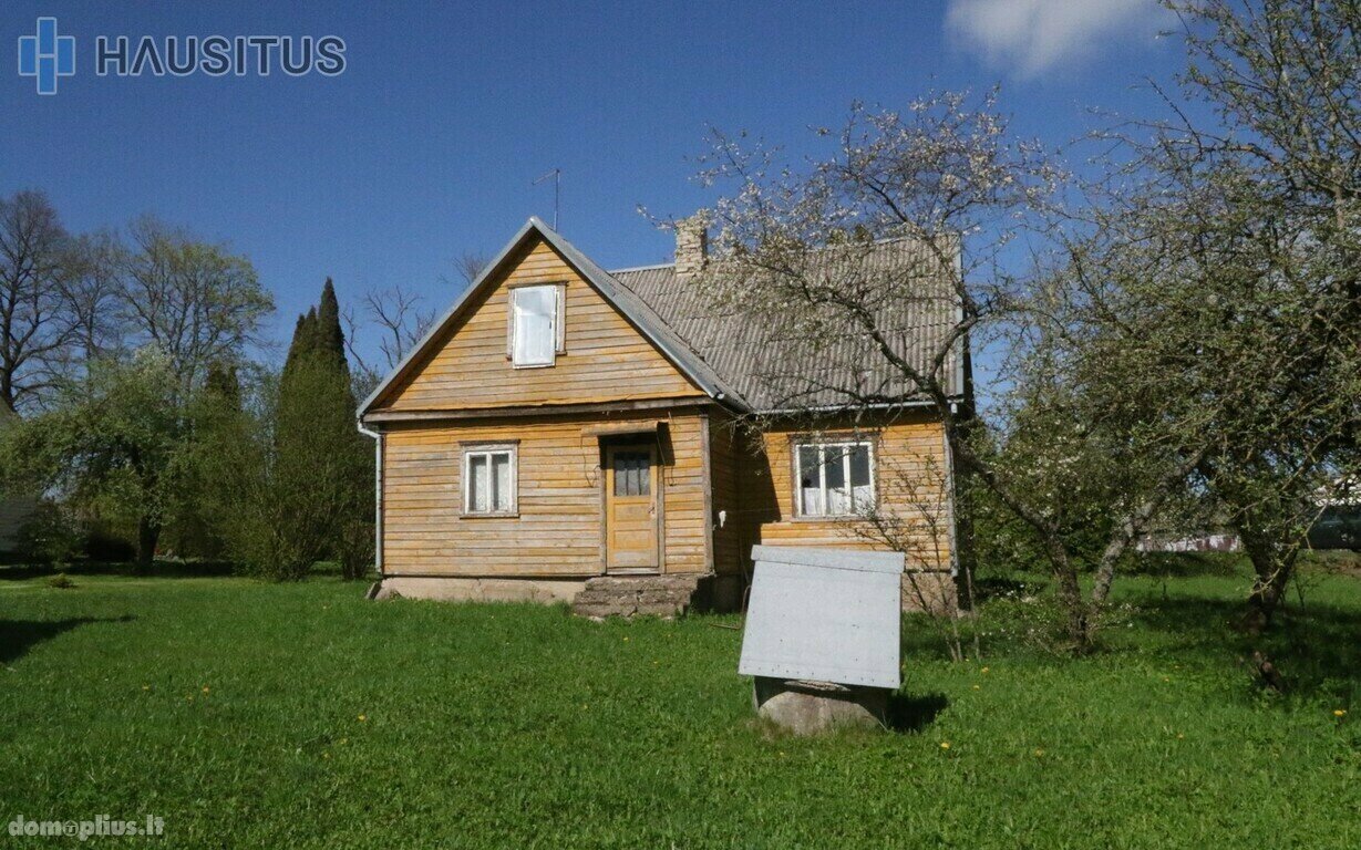 Parduodamas gyvenamasis namas Anykščių rajono sav., Burbiškyje, Parko g.