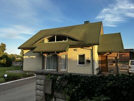 Gyvenamasis namas Kelmės rajono sav., Naudvaryje, Kaštonų g.