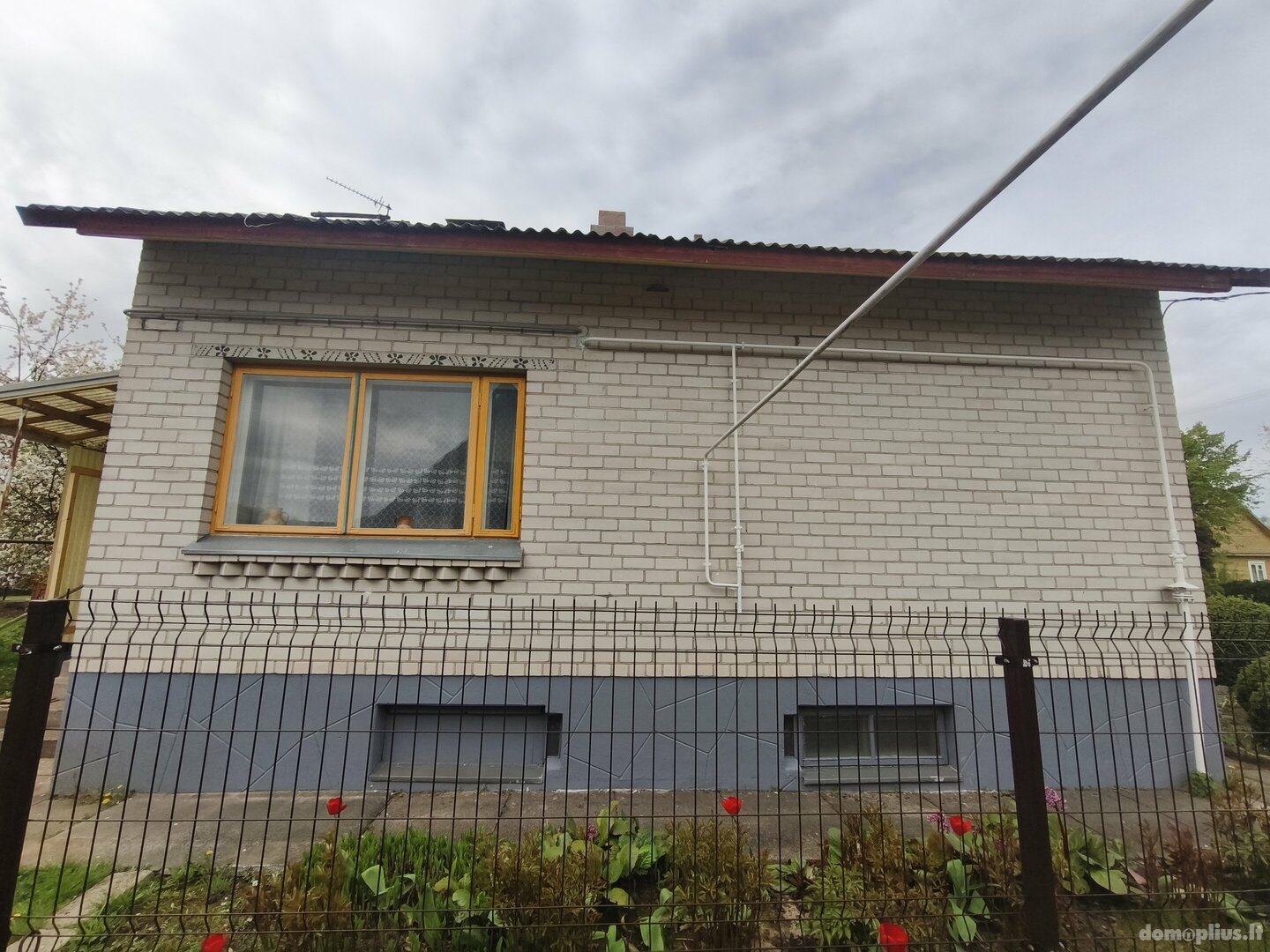 Parduodamas gyvenamasis namas Ukmergės rajono sav., Ukmergėje, Gruodžio 17-osios g.