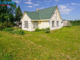 House Pasvalio rajono sav., Valakėliuose, Draugystės g.