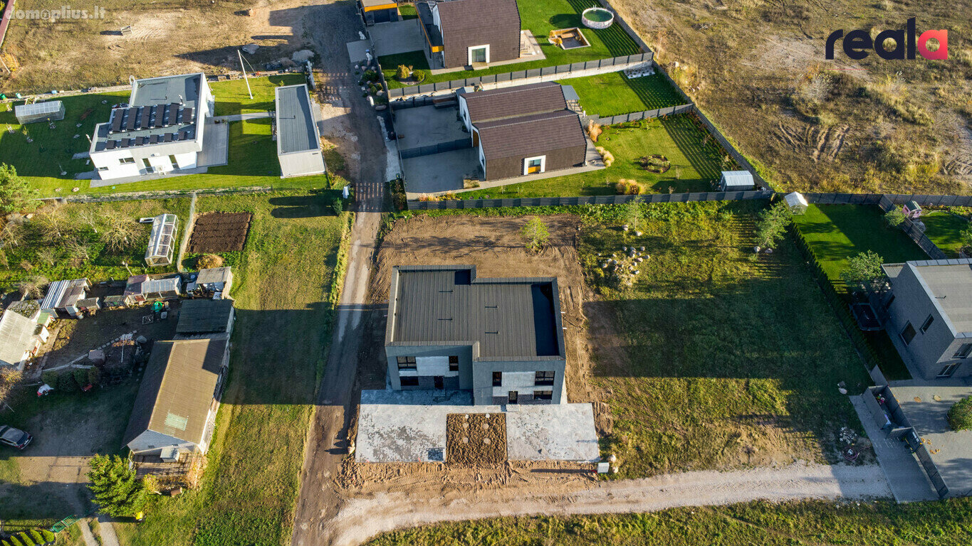 Parduodamas sublokuotas namas Vilniaus rajono sav.