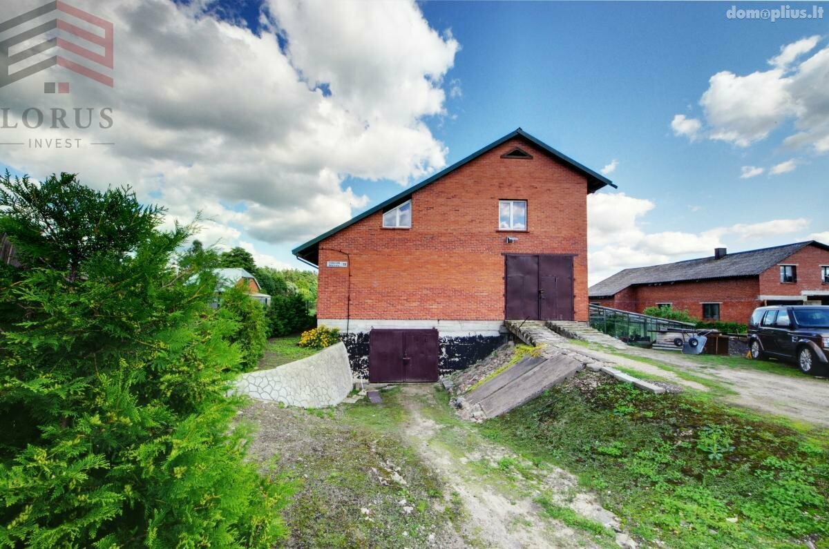 Parduodamas gyvenamasis namas Vilniuje, Antakalnyje, Vismaliukų Sodų 5-oji g.