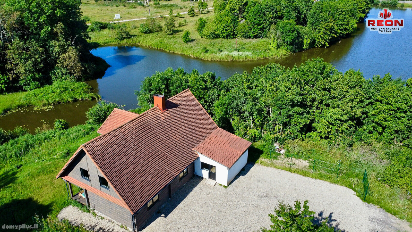 Parduodamas gyvenamasis namas Širvintų rajono sav., Medžiukuose, Plento g.