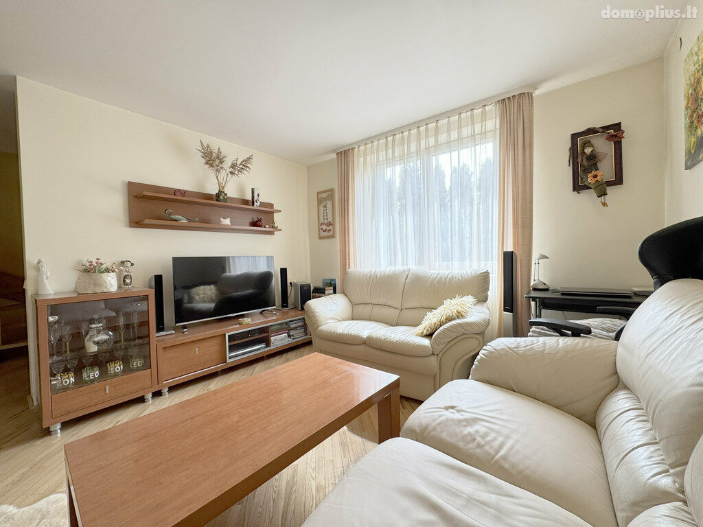 Parduodamas gyvenamasis namas Šiaulių rajono sav., Meškiuose, Miško g.