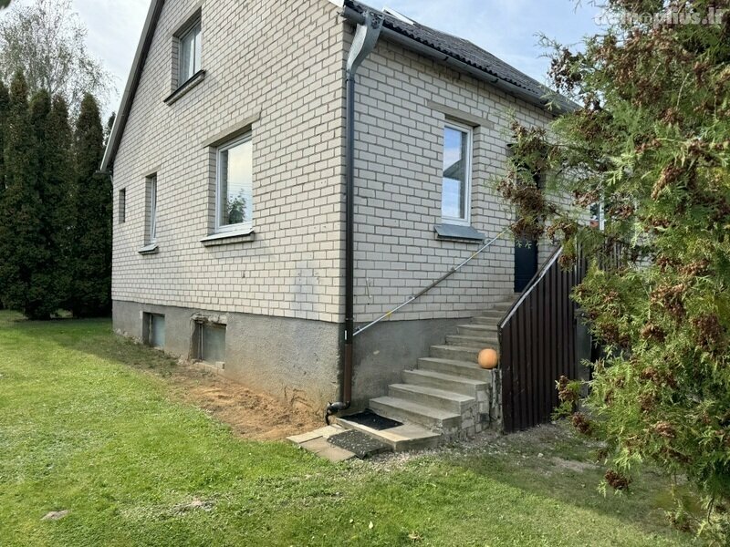 Parduodamas gyvenamasis namas Radviliškio rajono sav., Šniūraičiuose, Beržų g.