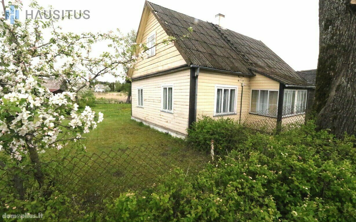 Parduodamas gyvenamasis namas Anykščių rajono sav., Troškūnuose, Dariaus ir Girėno g.
