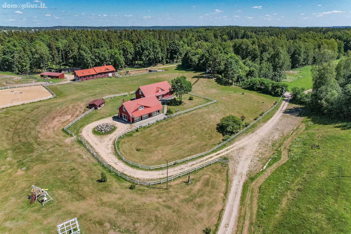 Homestead for sale Trakų rajono sav., Lavariškėse