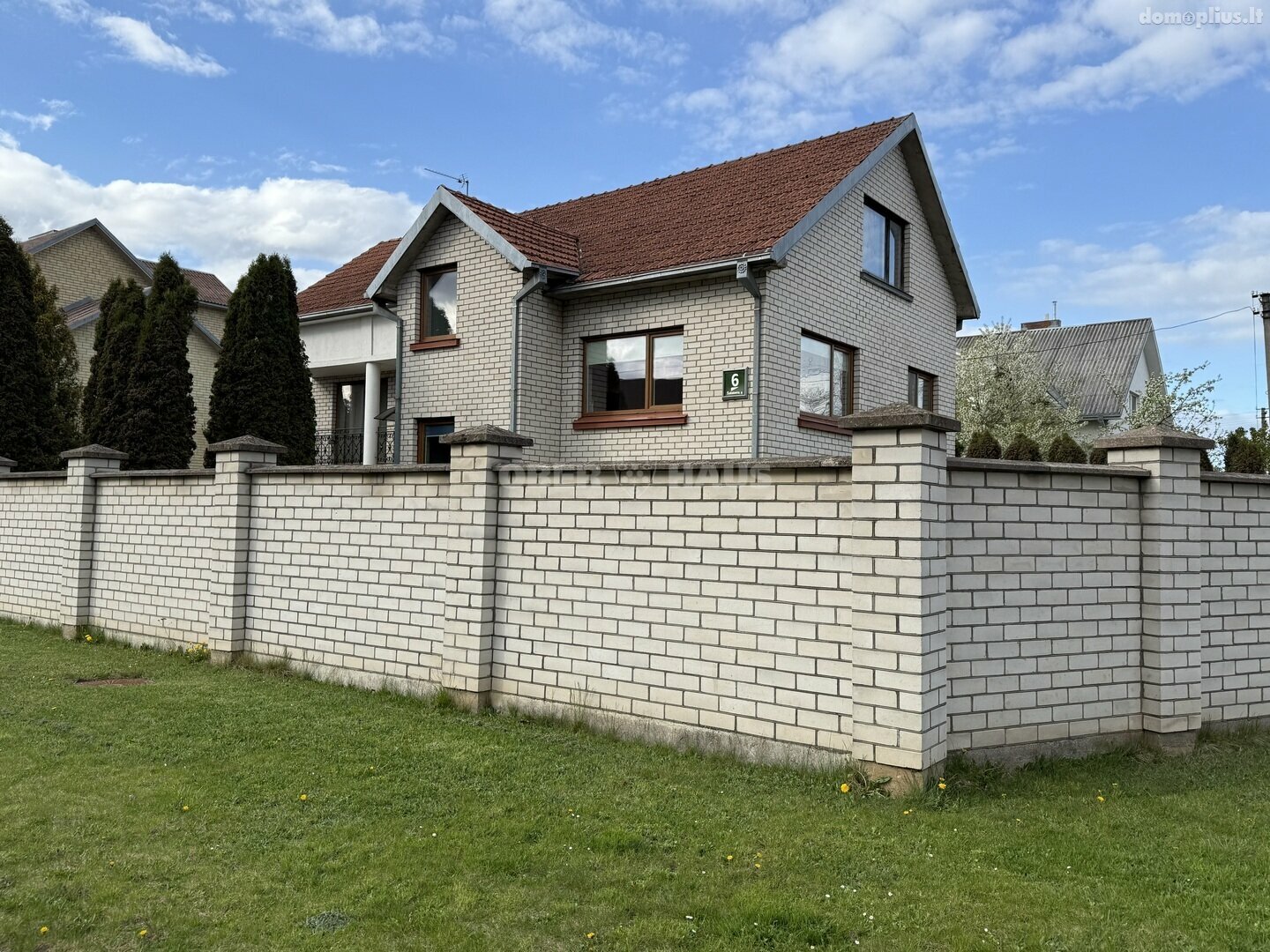 Parduodamas gyvenamasis namas Šiauliuose, Medelyne, Šaltalankių g.