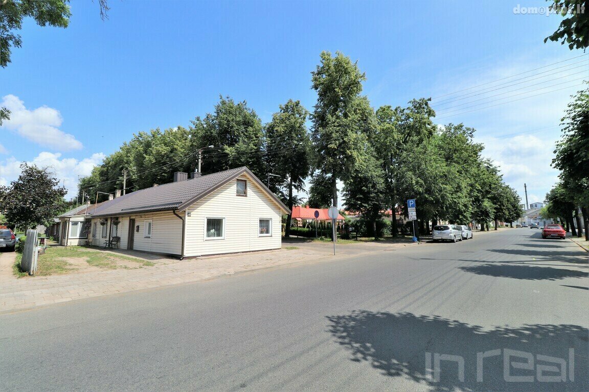 Parduodama gyvenamojo namo dalis Panevėžyje, Centre, Ukmergės g.