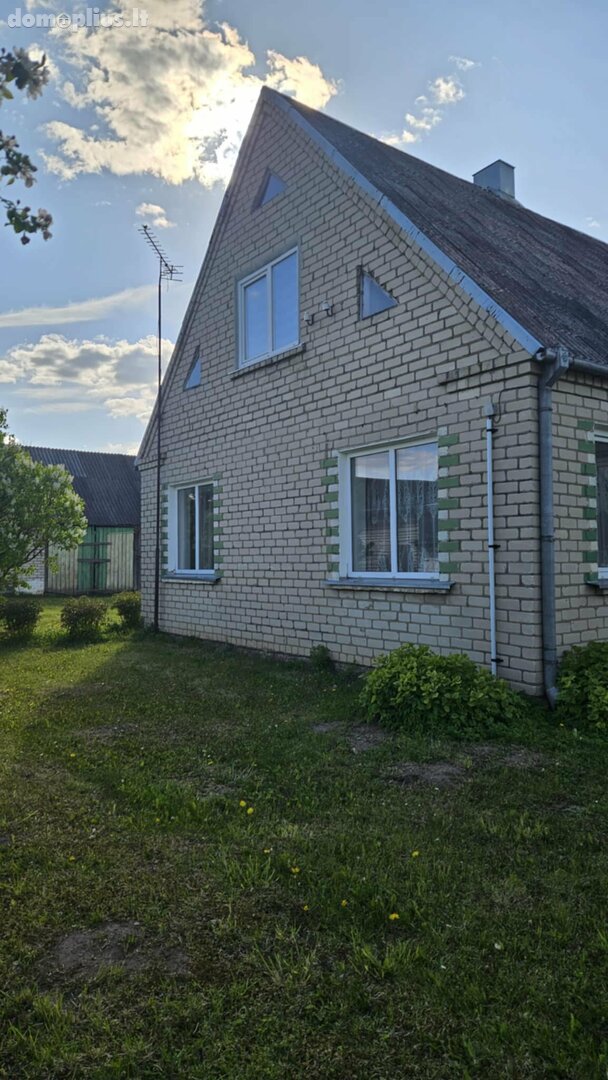 House for sale Radviliškio rajono sav., Vainiūnuose, Beržoto g.