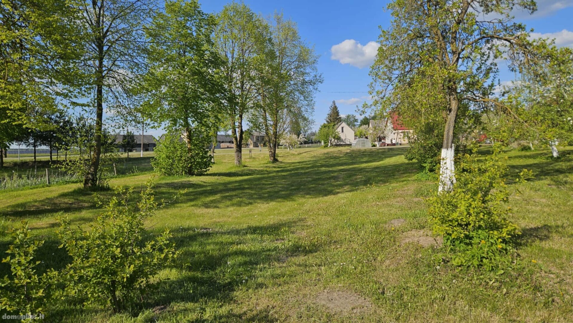 House for sale Radviliškio rajono sav., Vainiūnuose, Beržoto g.