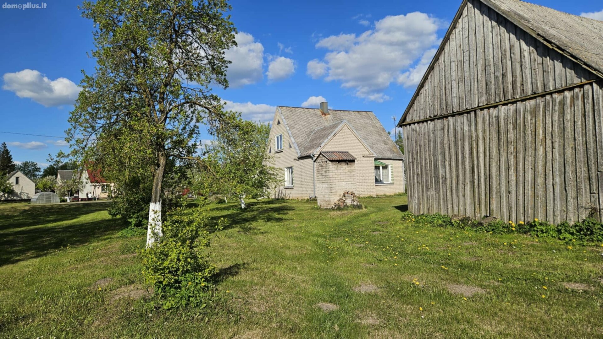 House for sale Radviliškio rajono sav., Vainiūnuose, Beržoto g.