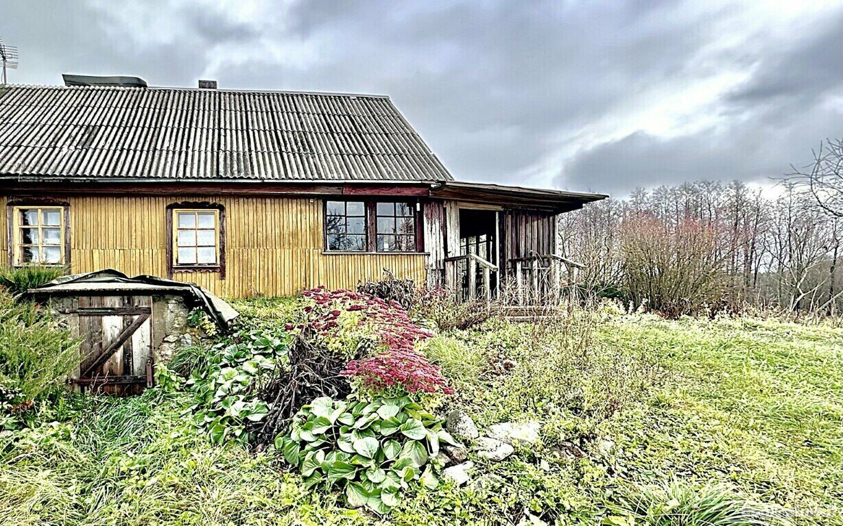 Parduodamas gyvenamasis namas Rokiškio rajono sav., Šapaluose