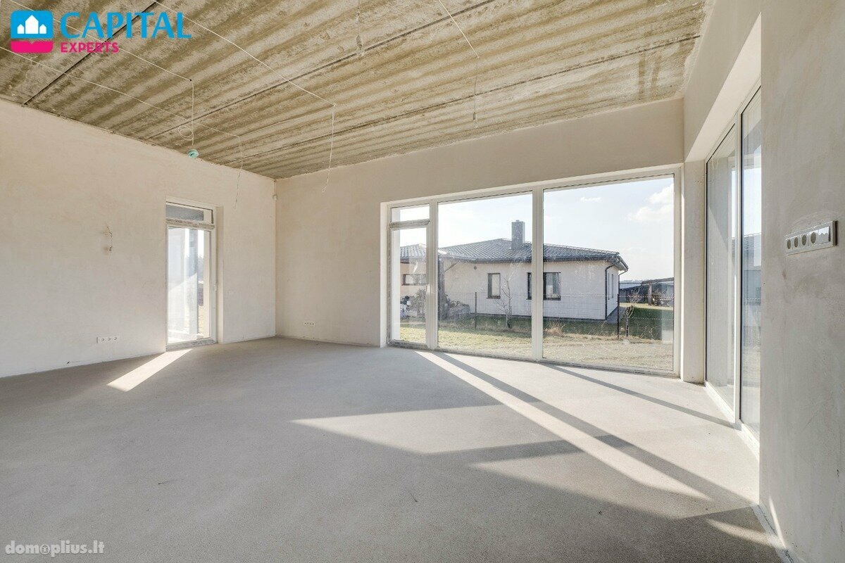 Parduodamas sublokuotas namas Vilniaus rajono sav., Mažoji Riešė