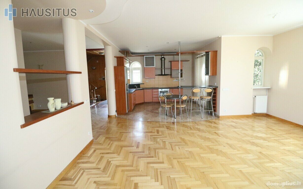 Parduodamas gyvenamasis namas Kaune, Vytėnuose, Baltalksnių g.
