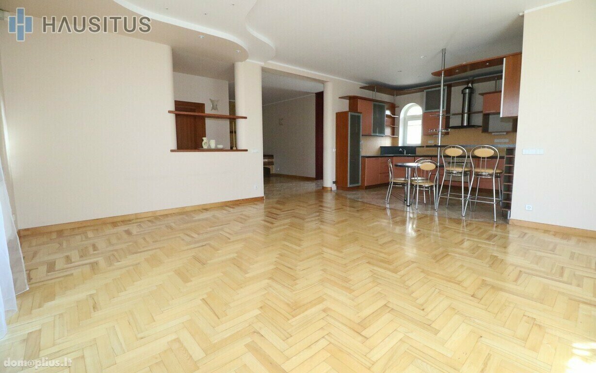 Parduodamas gyvenamasis namas Kaune, Vytėnuose, Baltalksnių g.