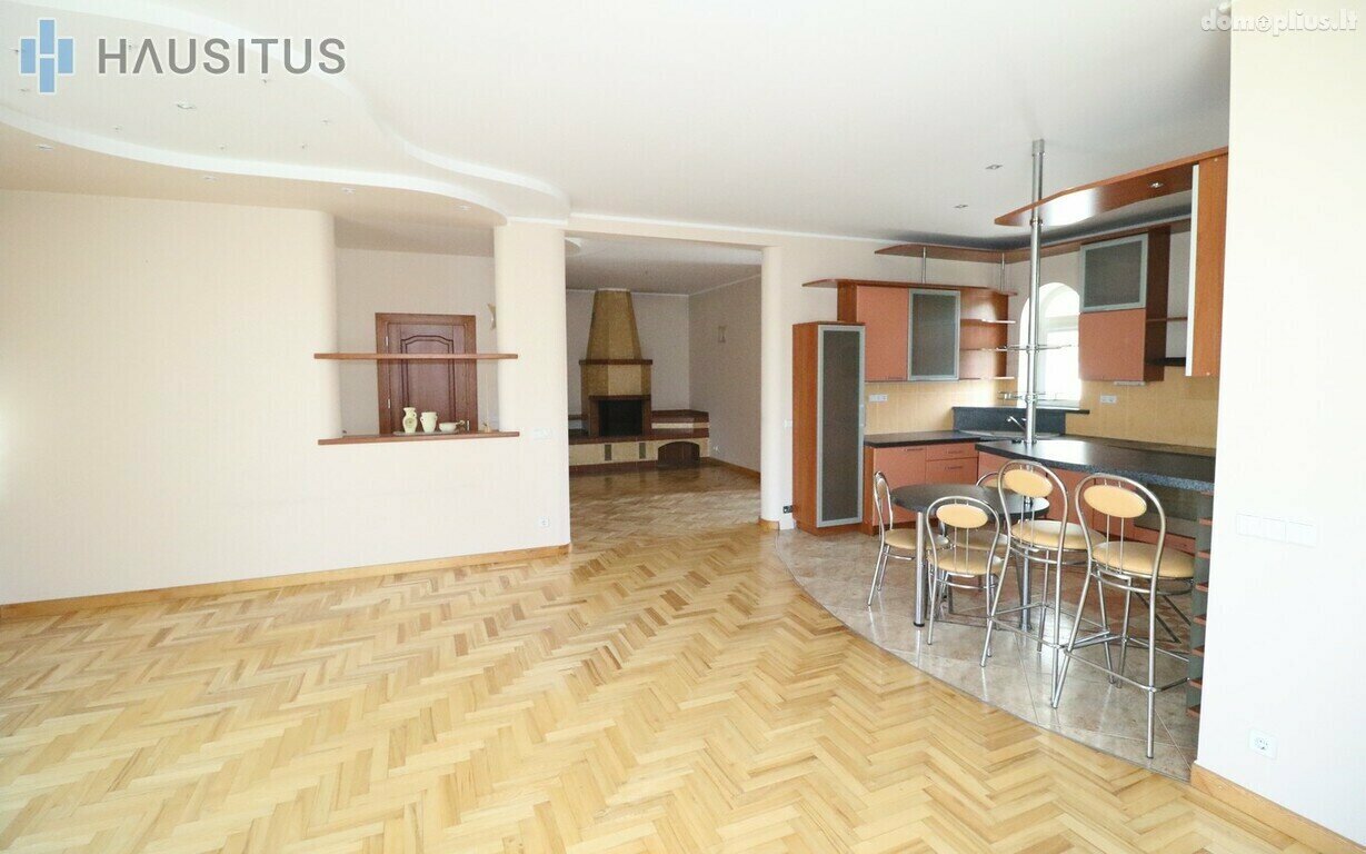 Parduodamas gyvenamasis namas Kaune, Vytėnuose, Baltalksnių g.