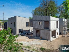 Parduodamas sublokuotas namas Vilniuje, Markučiuose, Markučių g.