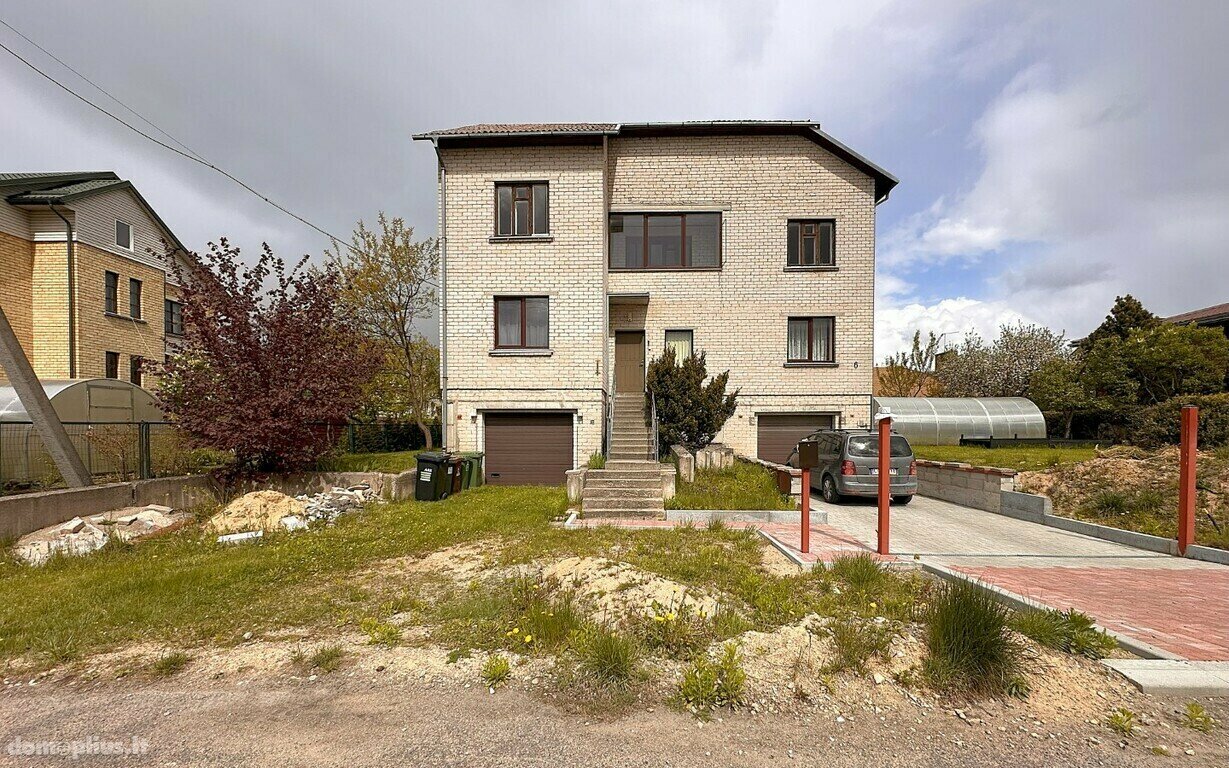 Продаётся часть дома Panevėžyje, Rožėse, Siesrauto g.
