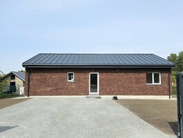 Sodo namas Vilniuje, Salininkuose, Sakalaičių Sodų 2-oji g.