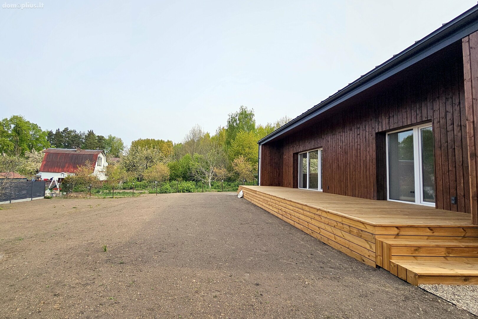 Nuomojamas sodo namas Vilniuje, Salininkuose, Sakalaičių Sodų 2-oji g.