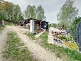 Sodyba Trakų rajono sav., Valuose, Uosių g.