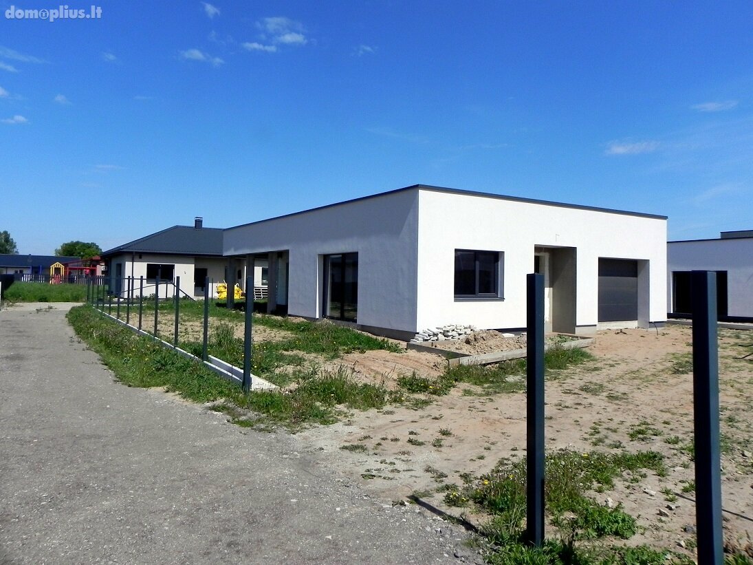 Parduodamas gyvenamasis namas Kaune, Panemunėje, Viršučių g.