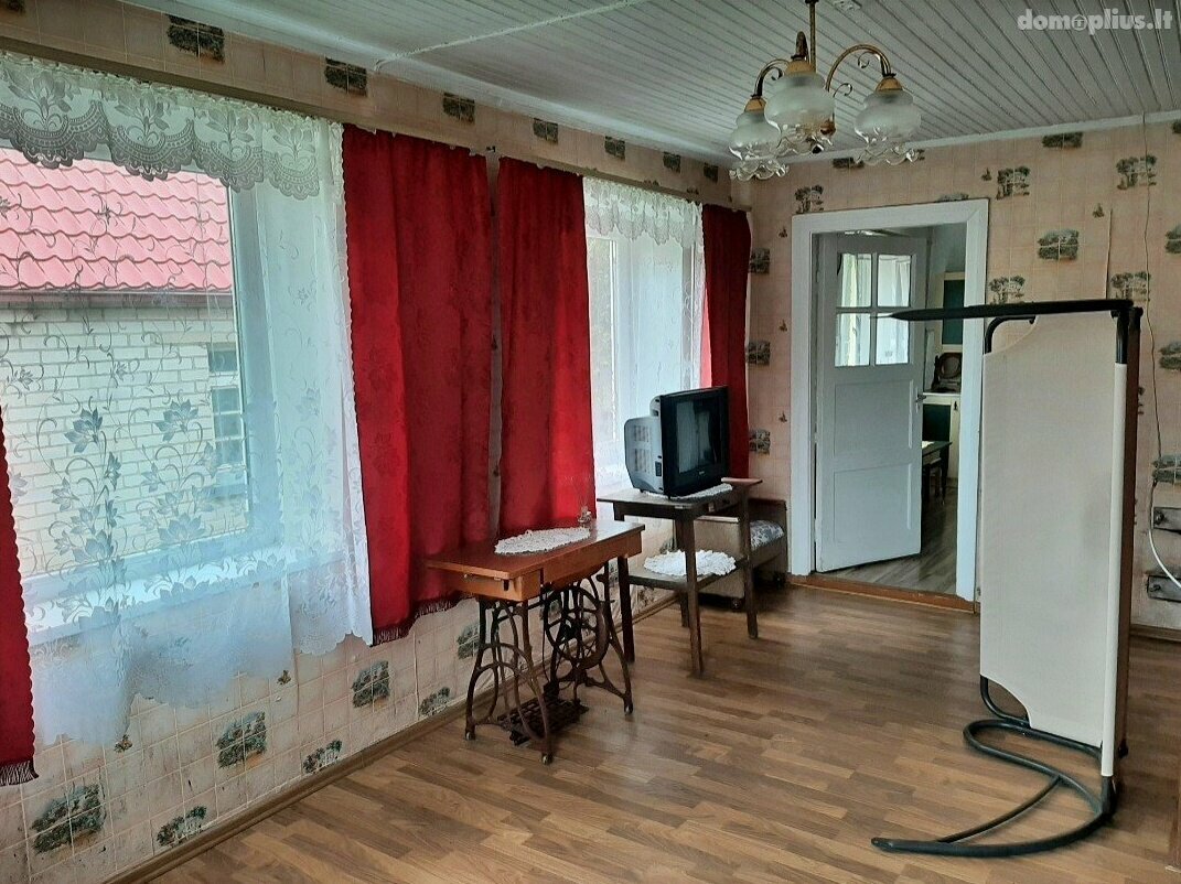 Parduodama sodyba Pakruojo rajono sav., Nociūnuose, Berštalio g.
