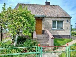 Gyvenamasis namas Radviliškio rajono sav., Pavartyčiuose, Darželio g.