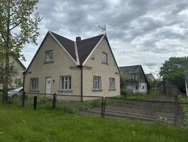 Gyvenamasis namas Mažeikių rajono sav., Viekšniuose, Vinkšnų g.