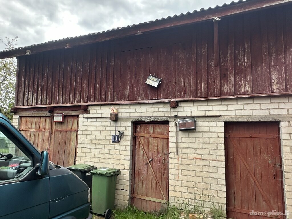 Parduodamas gyvenamasis namas Mažeikių rajono sav., Viekšniuose, Vinkšnų g.