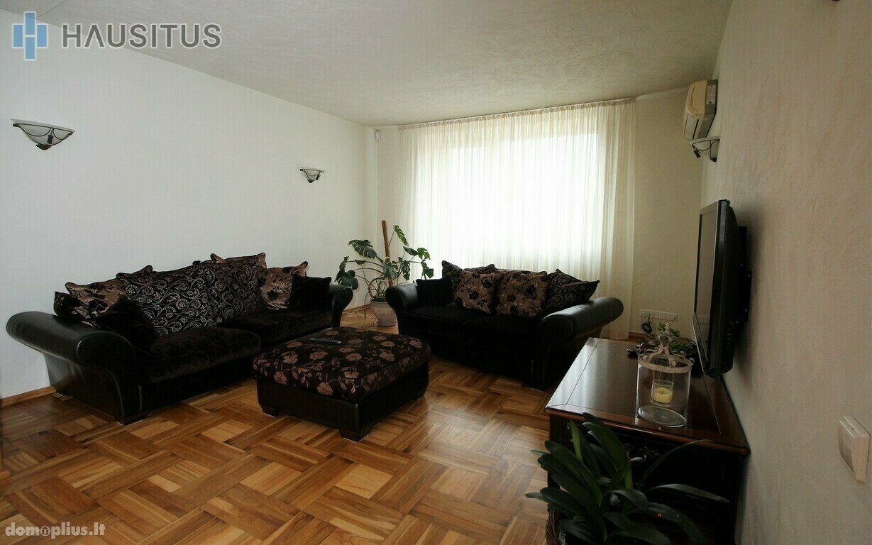 Parduodamas gyvenamasis namas Panevėžyje, Rožėse, Mėnulio g.