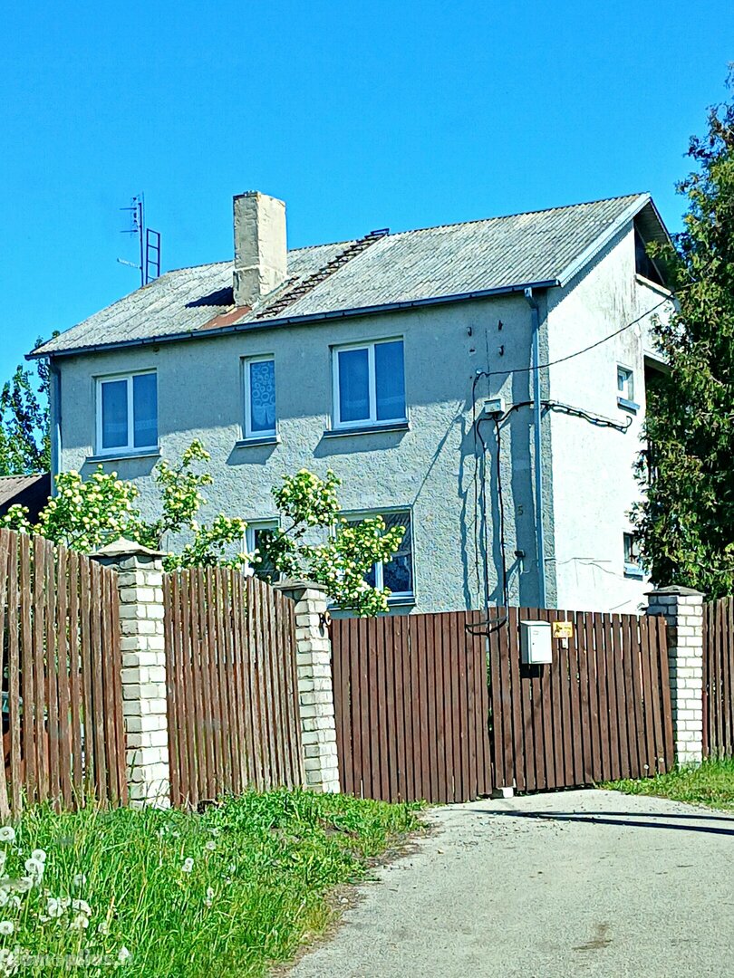 Parduodamas gyvenamasis namas Radviliškio rajono sav., Šeduvoje, Darbininkų g.
