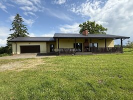 Gyvenamasis namas Pakruojo rajono sav., Budziniškyje